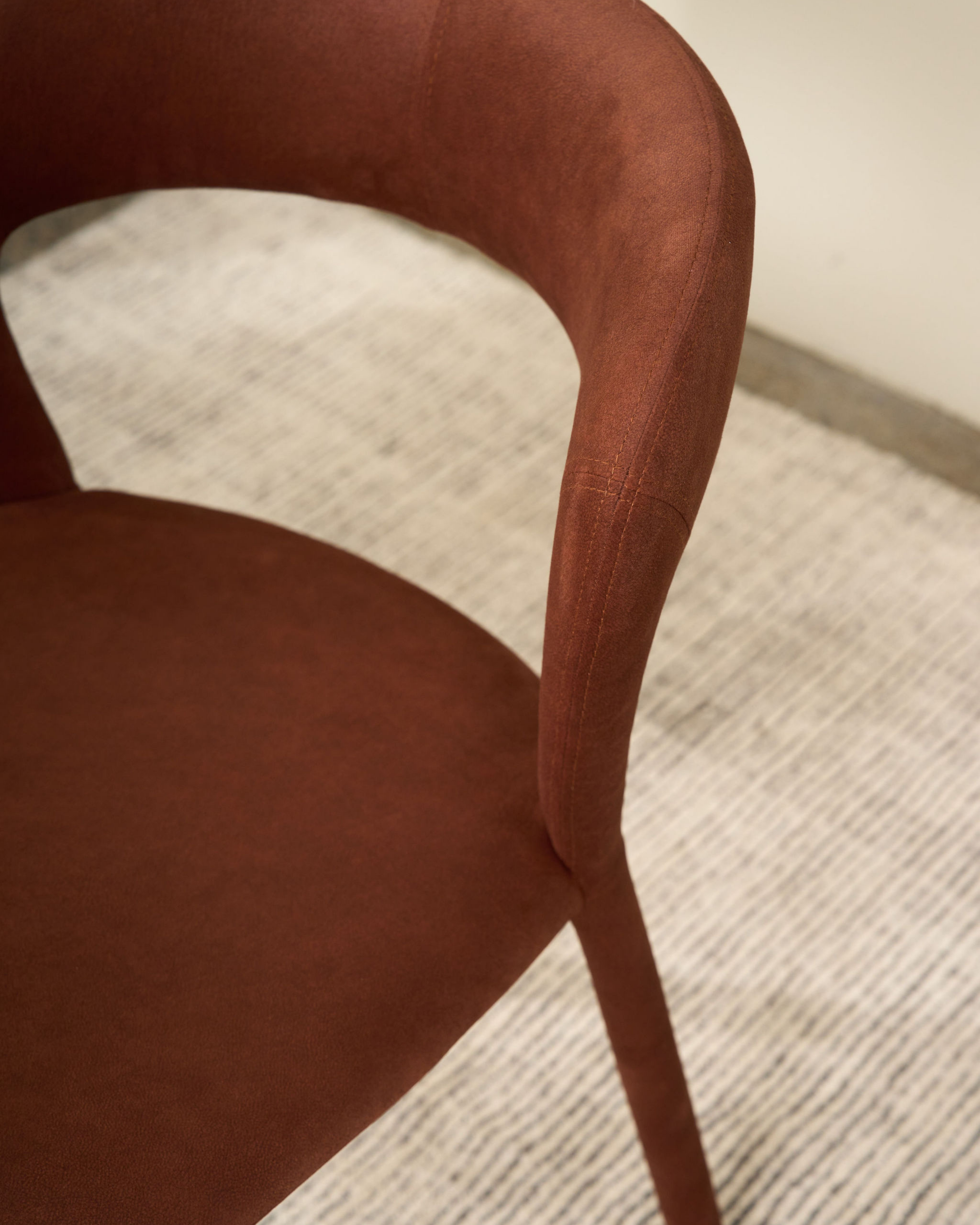 Beu Chair-11