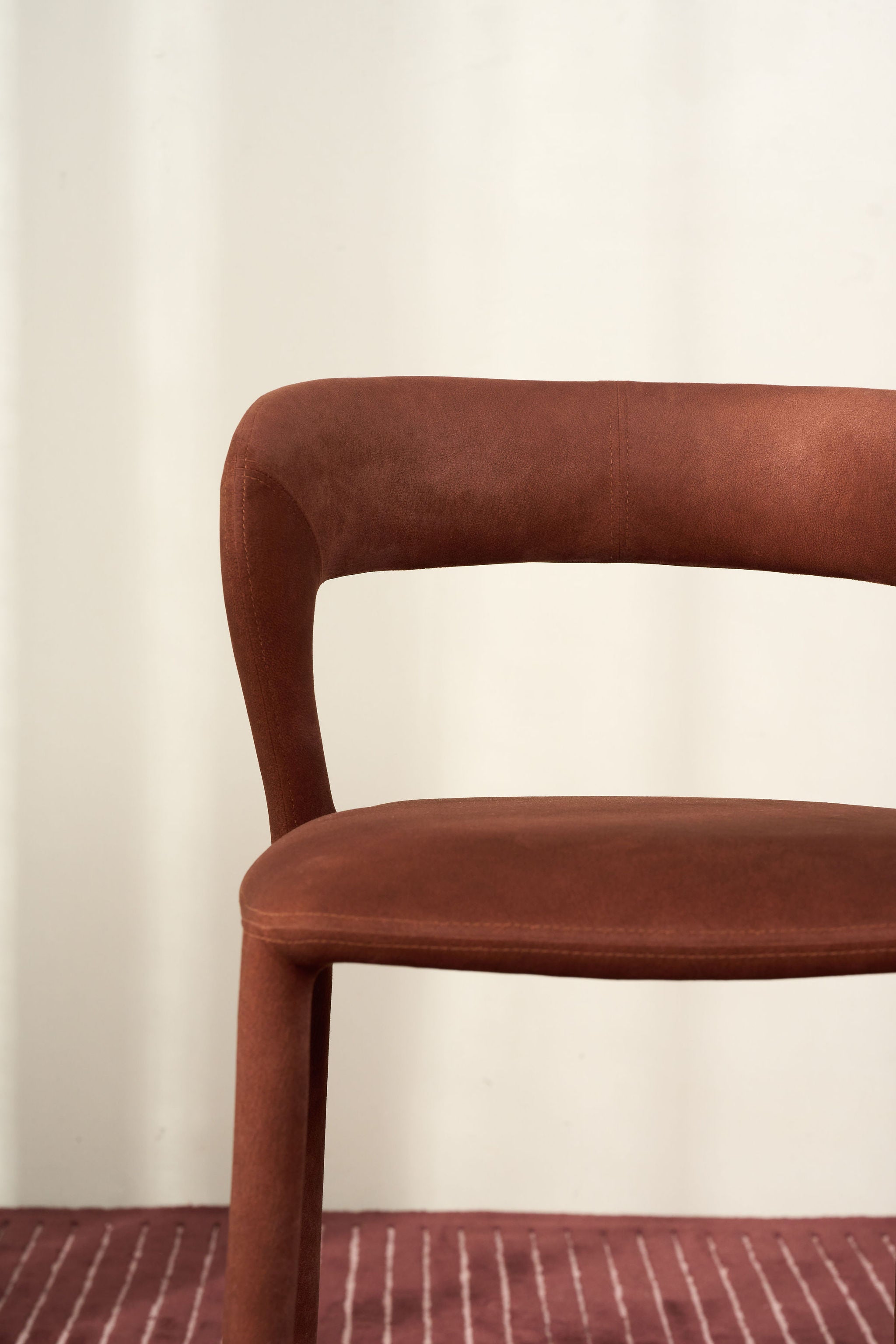 Beu Bar Stool