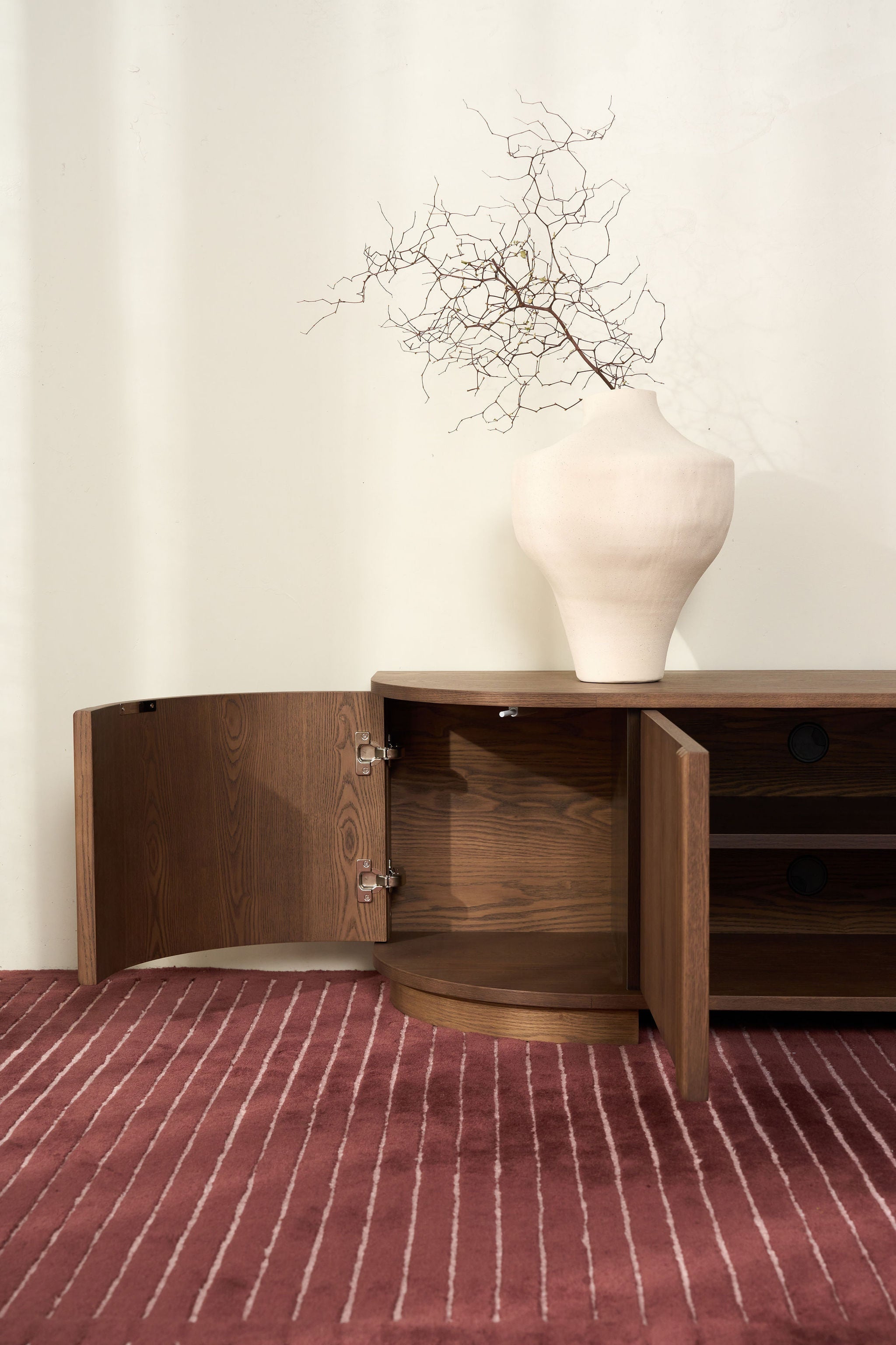 Elm TV Unit-17