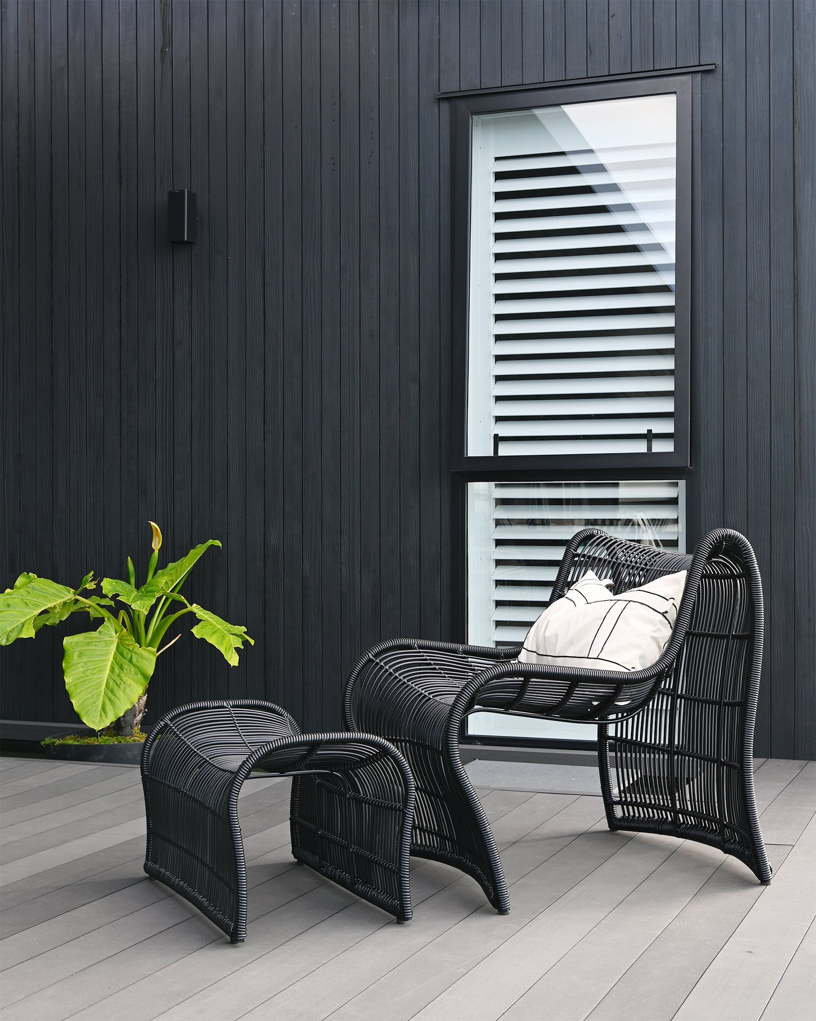 WAVE Outdoor Chair Outdoor Chair — view 3 | littleCOCO