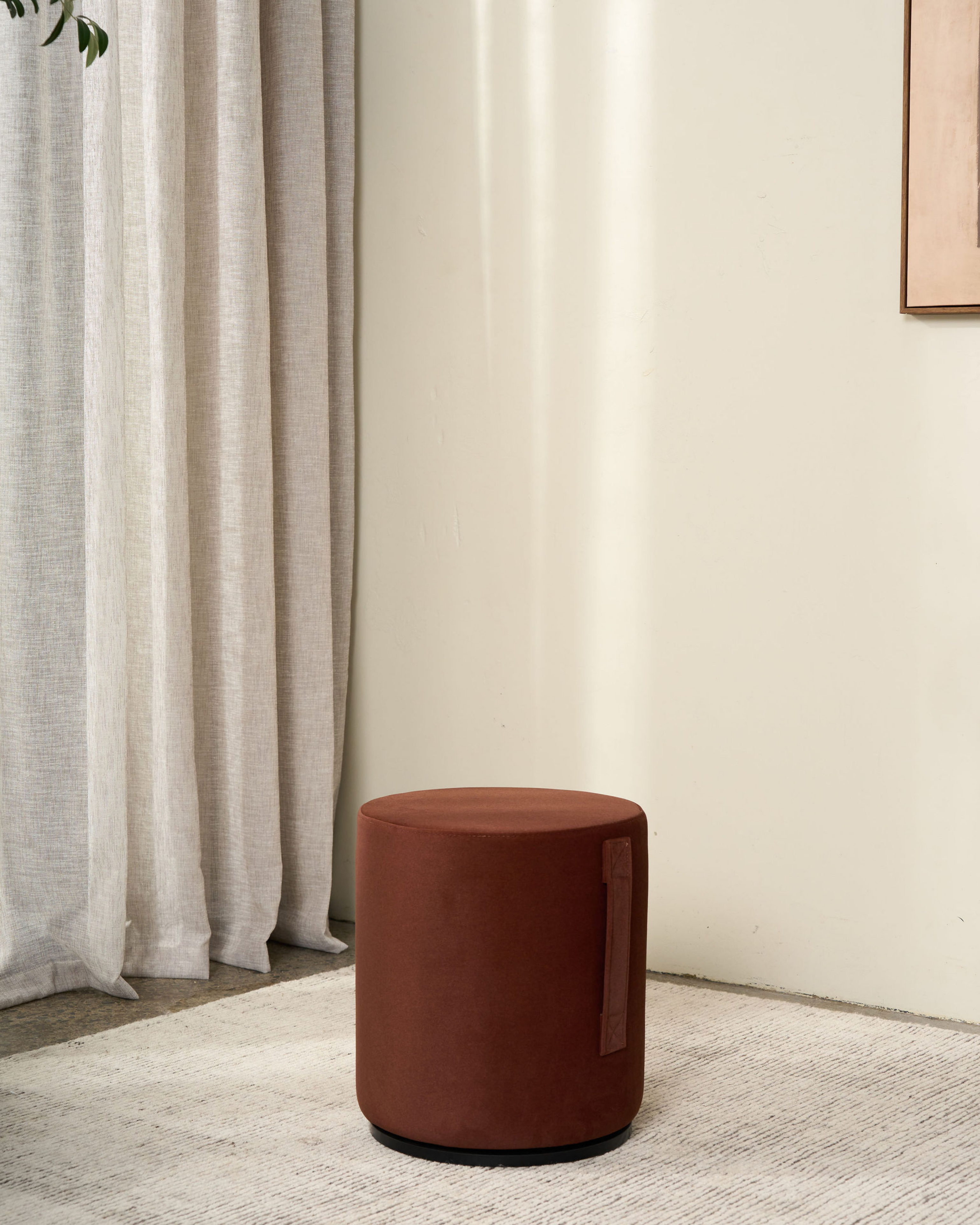 Mee Swivel Ottoman Ottoman | littleCOCO